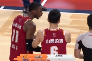 迪亚洛抱怨裁判再吃T 本赛季累计第10次技术犯规&收官战将被禁赛 - 资讯配图