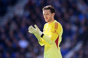 罗伯逊：伍德曼一直值得信赖 他会自己加练 也会陪萨拉赫加练 - 资讯配图