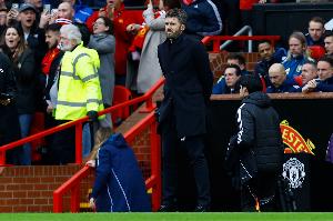 阿森纳客场不敌曼城遭联赛两连败,本赛季英超仅剩曼联未尝连败 - 资讯配图