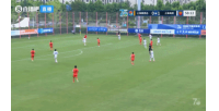 连停带过!刘祝润转身抽射破门,海港2-0领先赛更达 - 资讯配图